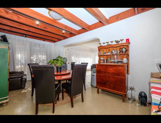 3 BEDROOM HOUSE FOR SALE IN GALLO MANOR